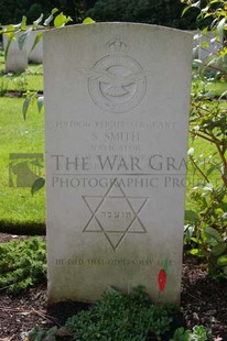 Heverlee War Cemetery - Smith , Sidney